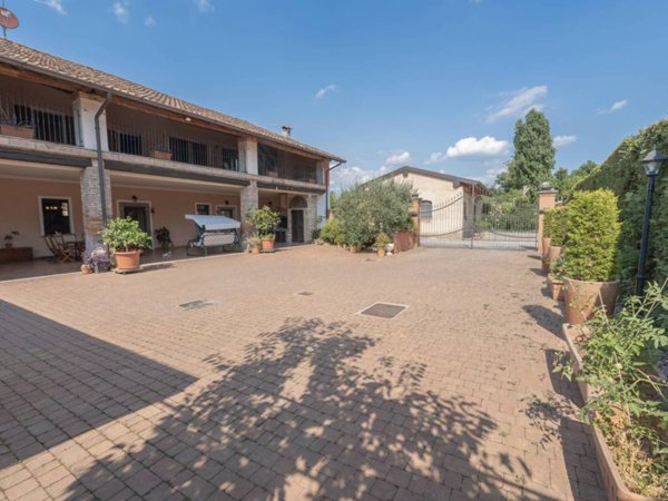 casa indipendente in vendita a Chiari