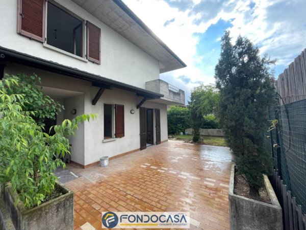 casa indipendente in vendita a Chiari