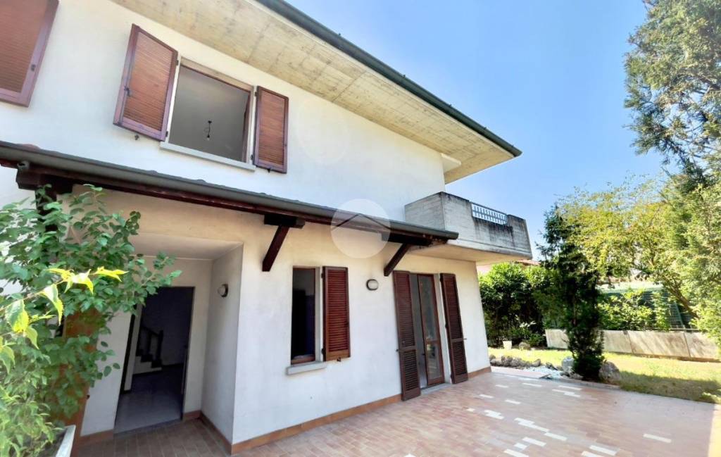 casa indipendente in vendita a Chiari