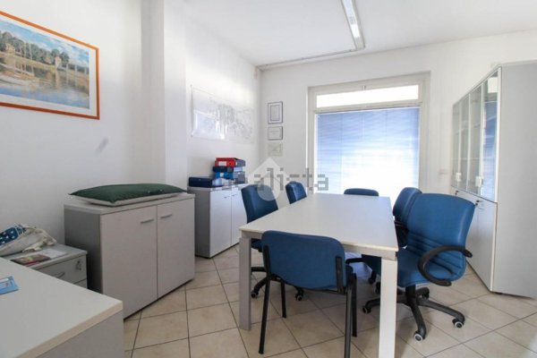 negozio in vendita a Chiari