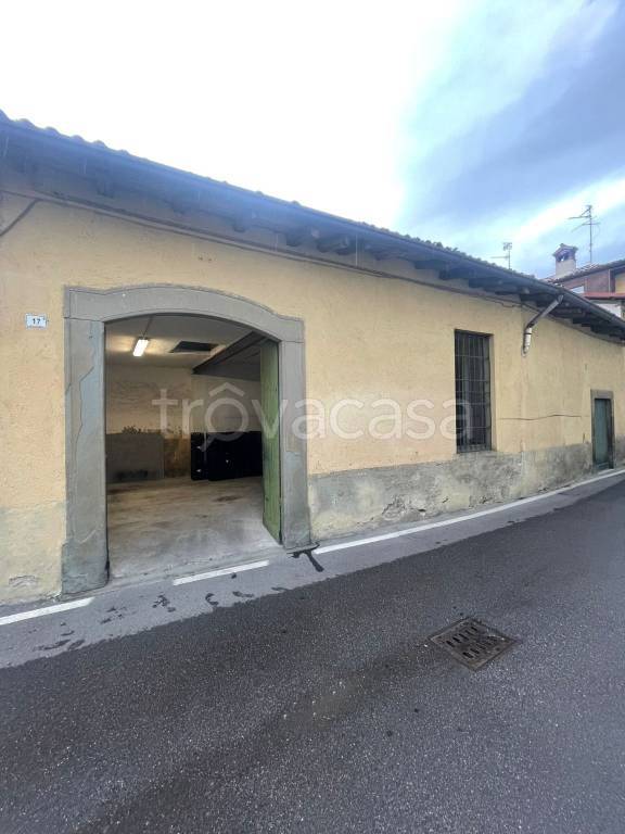 locale commerciale in vendita a Chiari