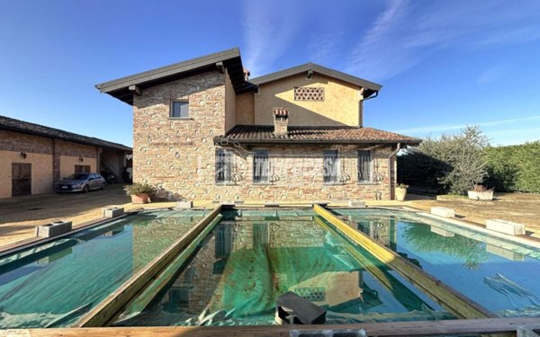 appartamento in vendita a Chiari