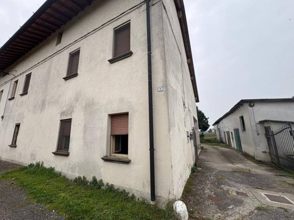 casa indipendente in vendita a Chiari