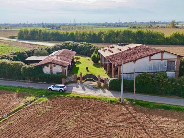 quadrivano in vendita a Chiari