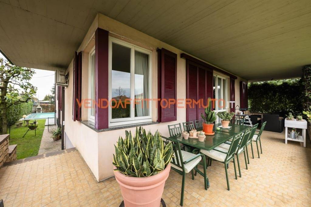 casa indipendente in vendita a Chiari