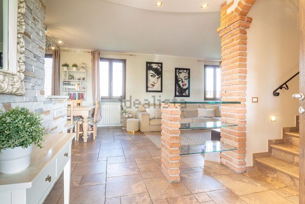 esavano in vendita a Chiari