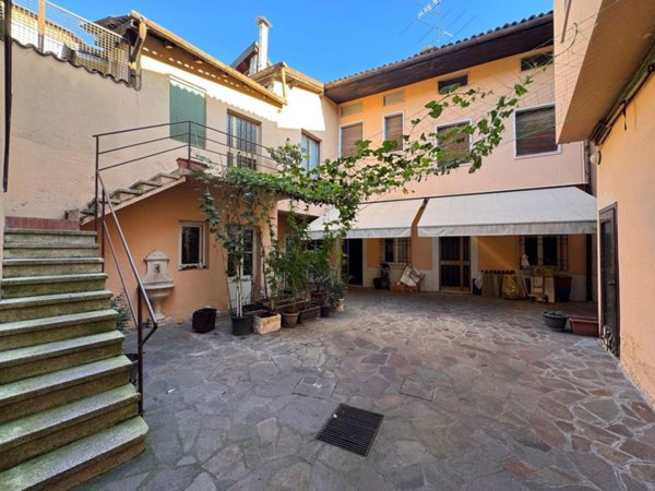 appartamento in vendita a Chiari