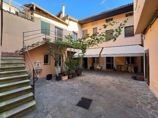 appartamento in vendita a Chiari