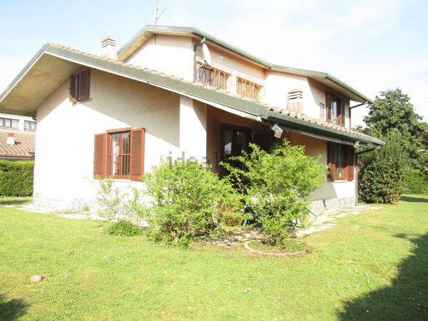 casa indipendente in vendita a Chiari