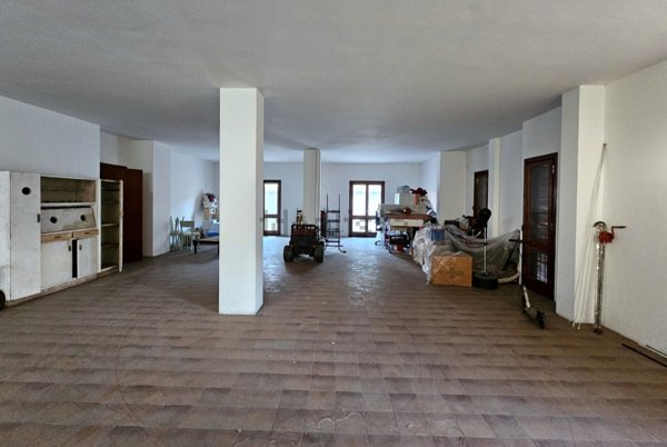 locale di sgombero in vendita a Chiari