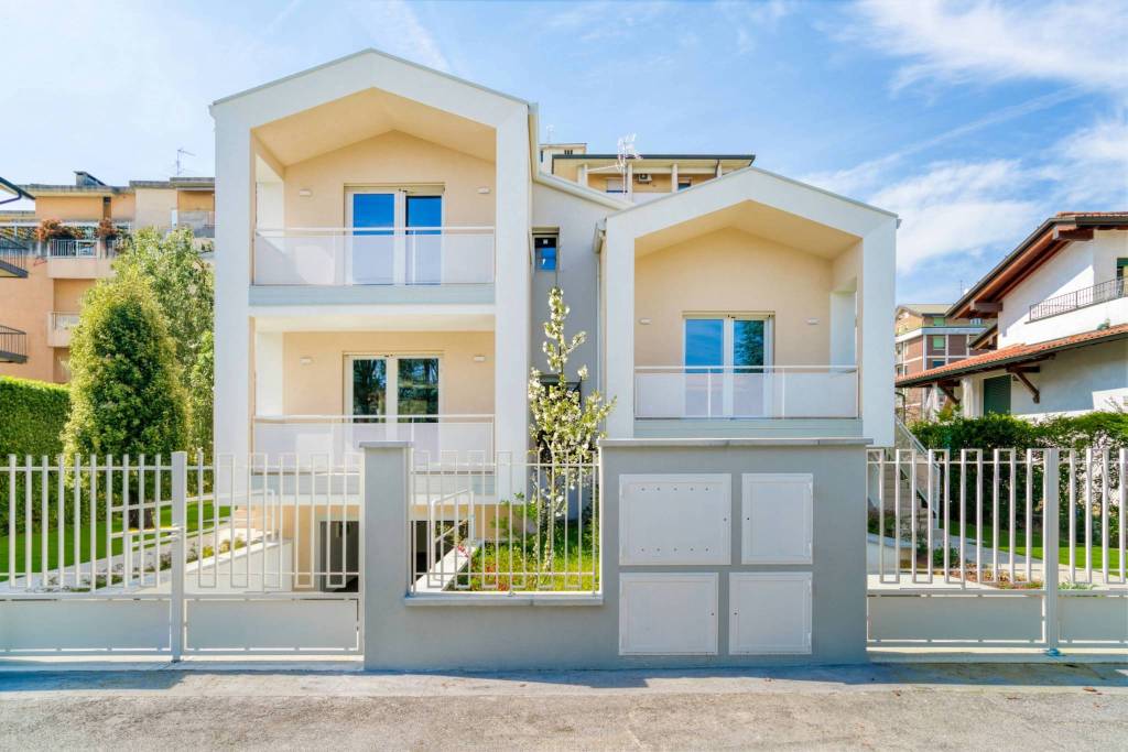 casa indipendente in vendita a Chiari