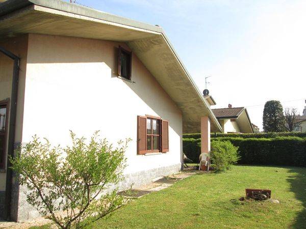 casa indipendente in vendita a Chiari