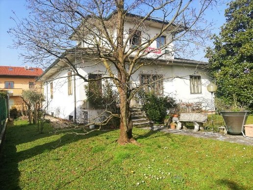 casa indipendente in vendita a Chiari