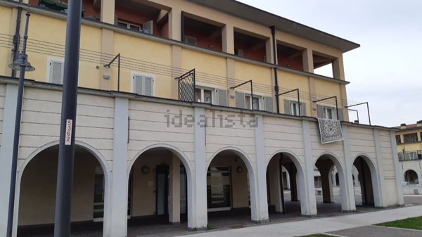 negozio in vendita a Chiari