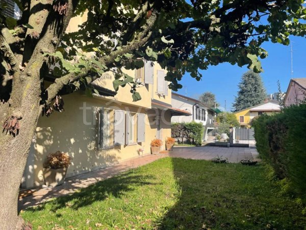casa indipendente in vendita a Chiari