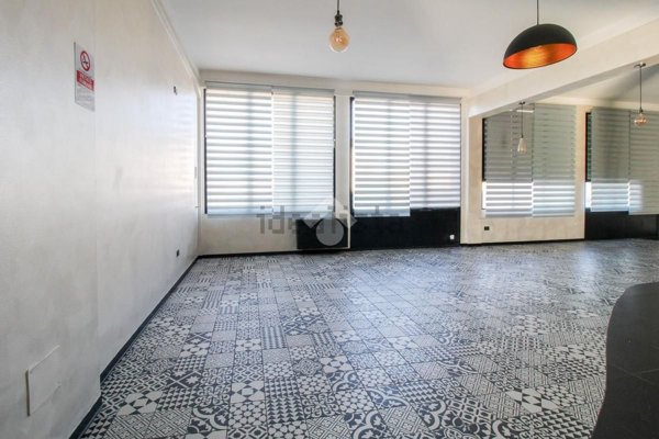 locale commerciale in vendita a Chiari