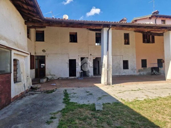 casa indipendente in vendita a Chiari