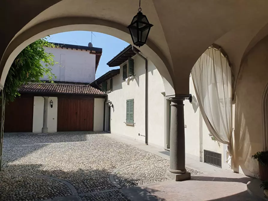 negozio in vendita a Chiari