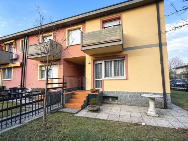 casa indipendente in vendita a Chiari