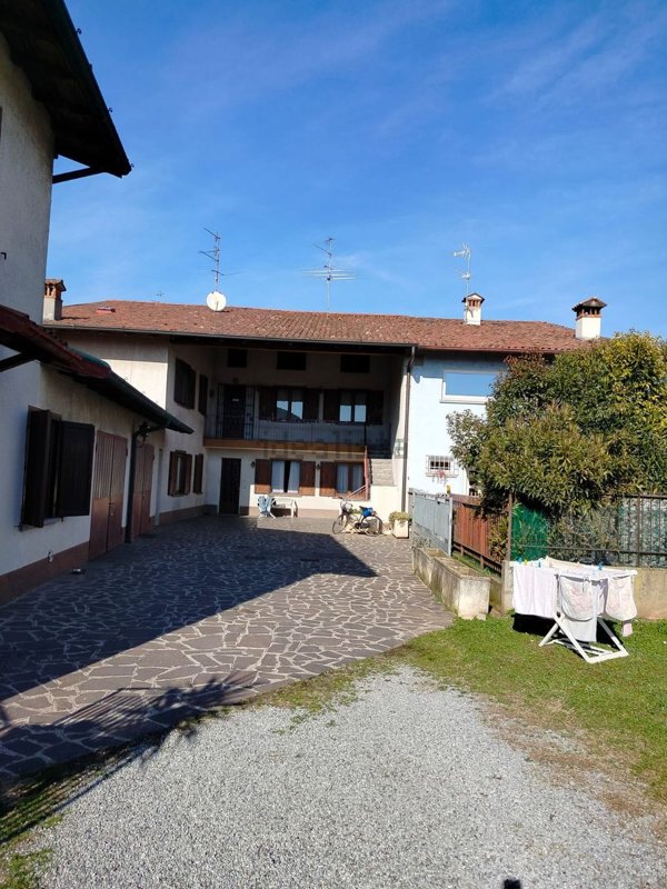 appartamento in vendita a Chiari