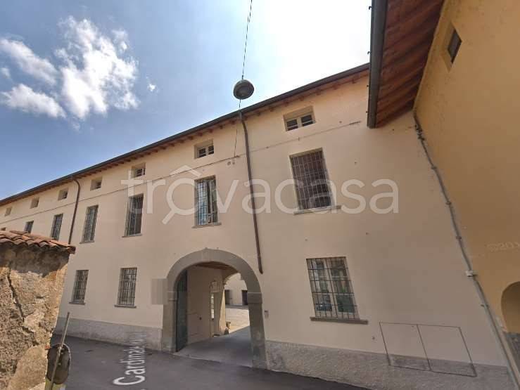 locale commerciale in vendita a Chiari