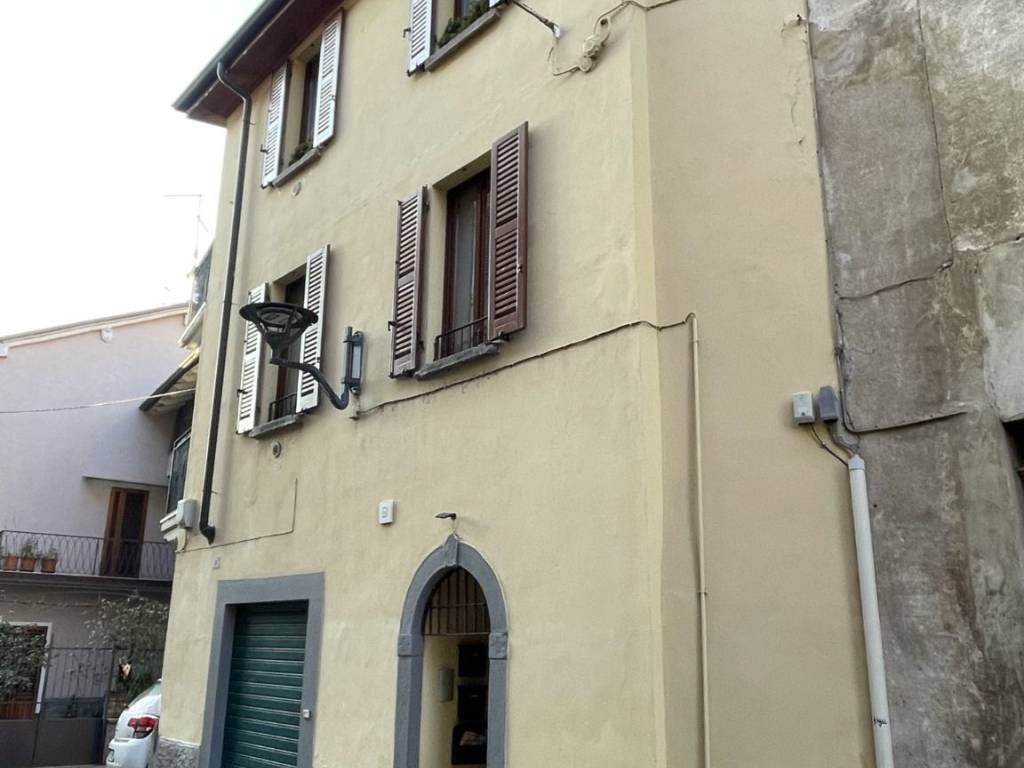 intera palazzina in vendita a Chiari