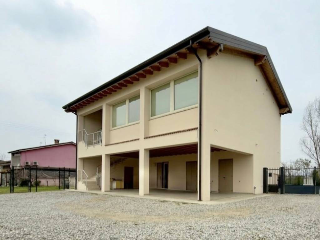 appartamento in vendita a Chiari