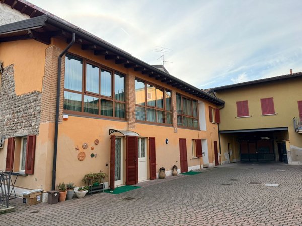 appartamento in vendita a Chiari