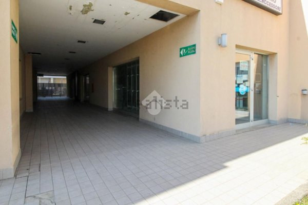 negozio in vendita a Chiari