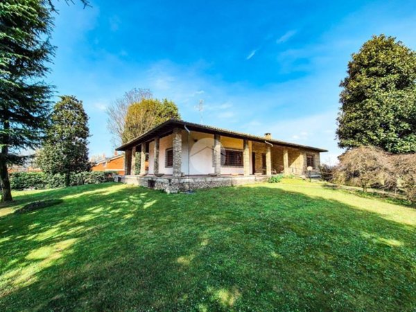 casa indipendente in vendita a Chiari