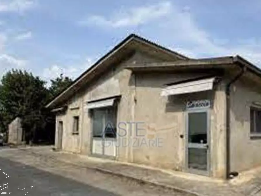ufficio in vendita a Chiari in zona Santellone