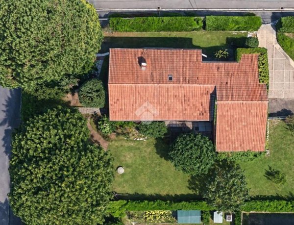 casa indipendente in vendita a Chiari