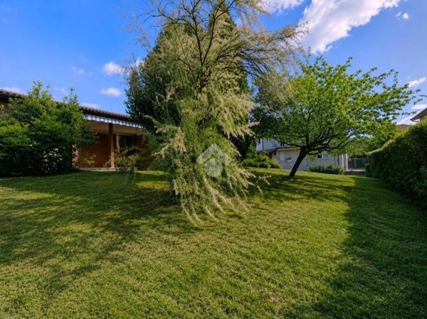 casa indipendente in vendita a Chiari