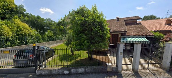 casa indipendente in vendita a Chiari