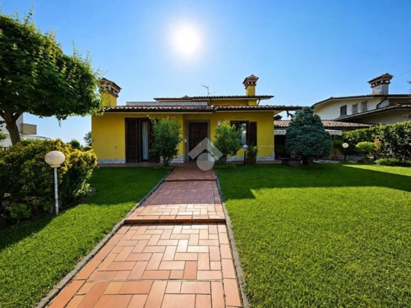 casa indipendente in vendita a Chiari