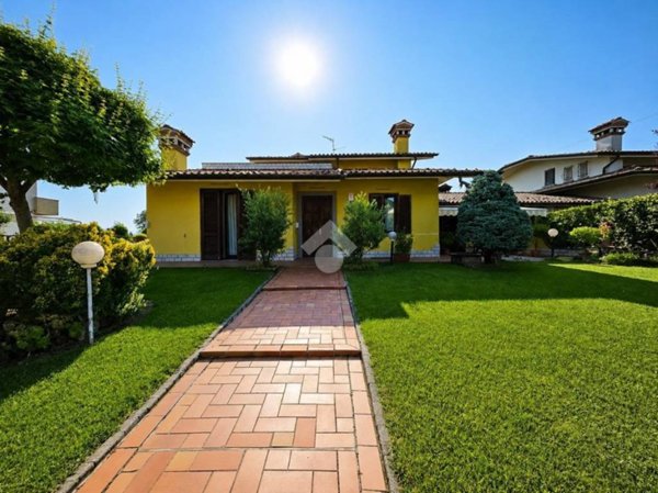 casa indipendente in vendita a Chiari