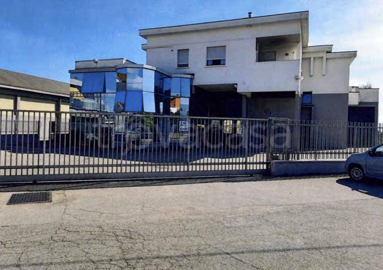 appartamento in vendita a Chiari in zona San Bernardo