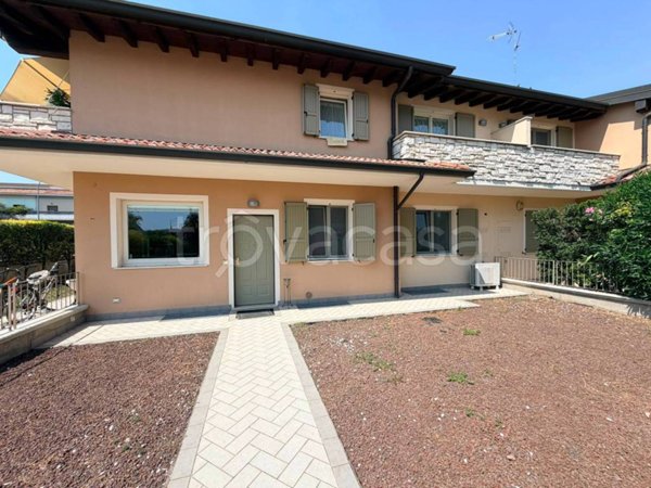 appartamento in vendita a Chiari in zona San Giovanni