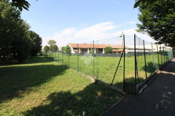 terreno edificabile in vendita a Chiari in zona San Bernardo