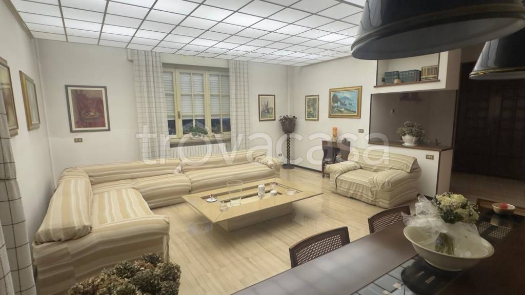 casa indipendente in vendita a Chiari in zona Santellone