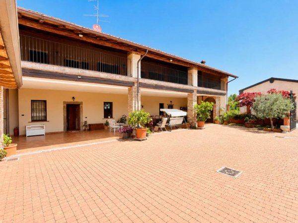 casa indipendente in vendita a Chiari