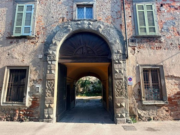 intera palazzina in vendita a Chiari