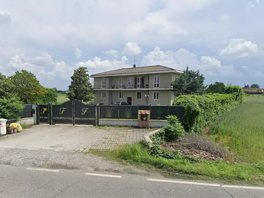 appartamento in vendita a Chiari in zona San Bernardo