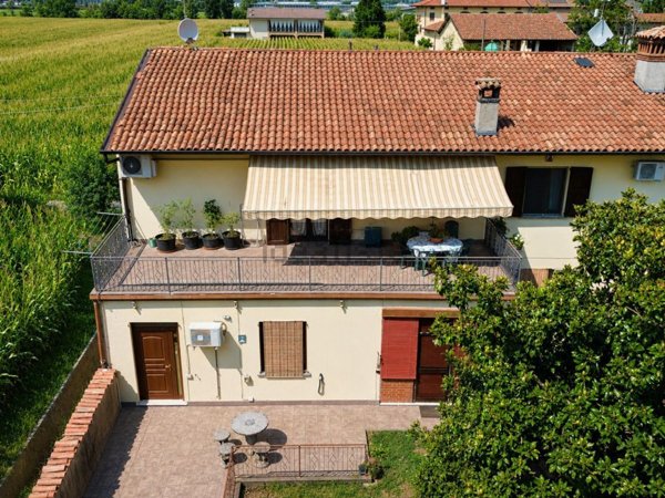 appartamento in vendita a Chiari