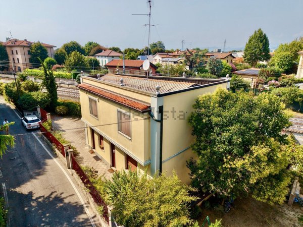 casa indipendente in vendita a Chiari