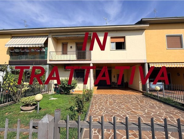 casa indipendente in vendita a Chiari