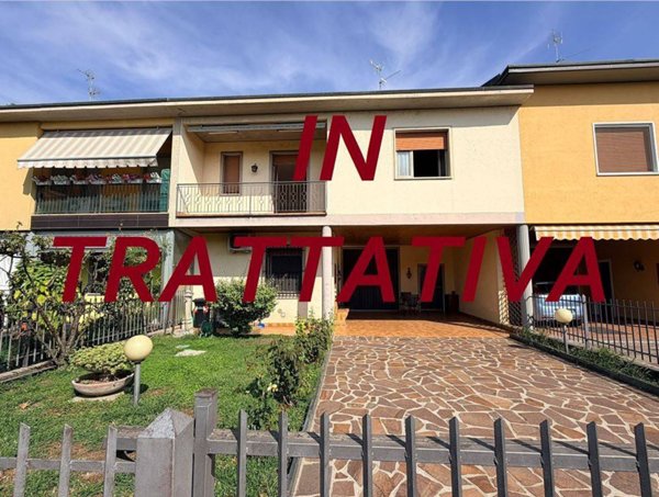 casa indipendente in vendita a Chiari