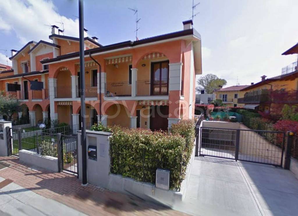 casa indipendente in vendita a Chiari