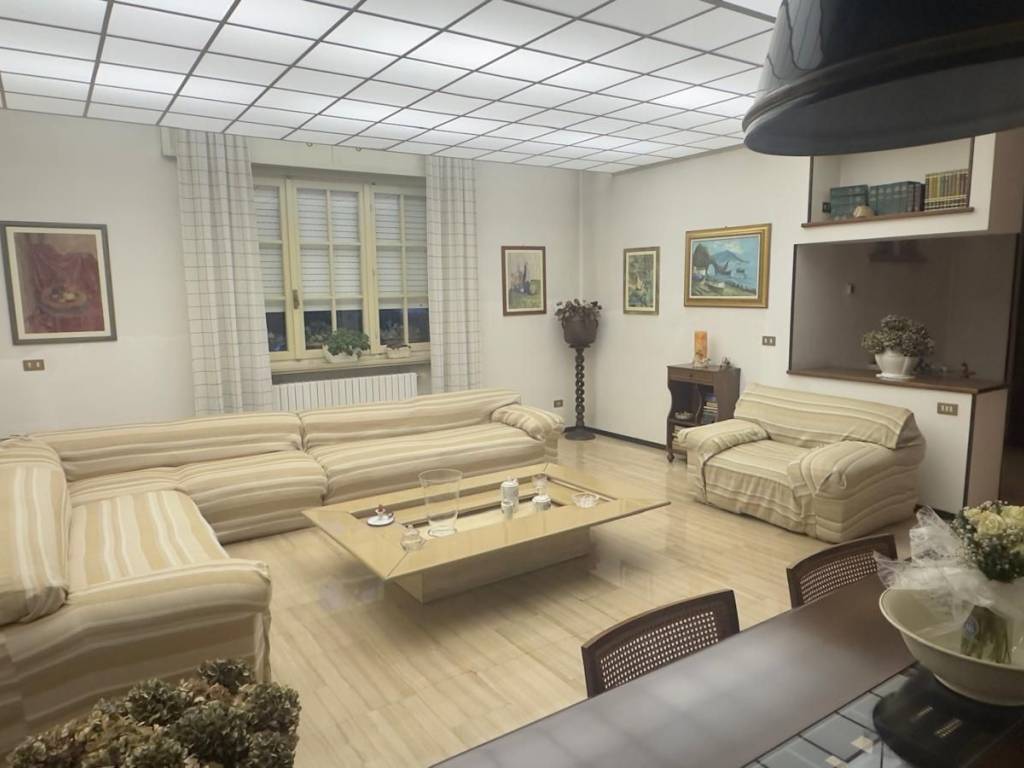 casa indipendente in vendita a Chiari in zona Santellone
