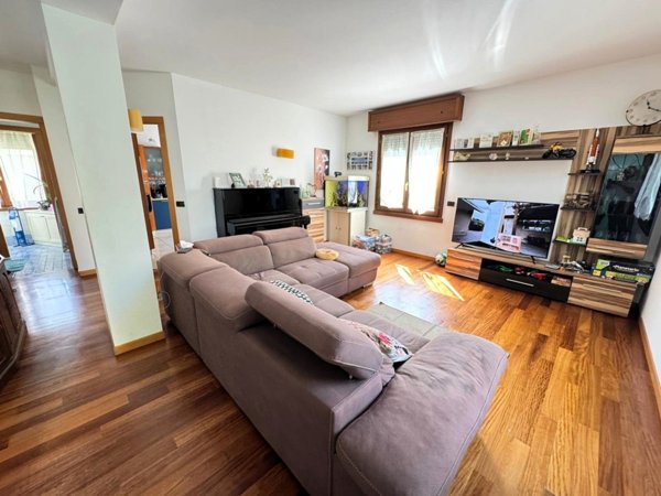 casa indipendente in vendita a Chiari